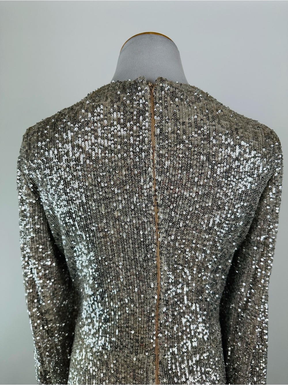Belle Badgley Mischka Silver Sequin Dress Size 10 - Picture 13 of 15